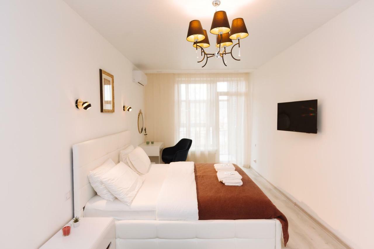 Luxury Terrace View Apartment! Λβιβ Εξωτερικό φωτογραφία