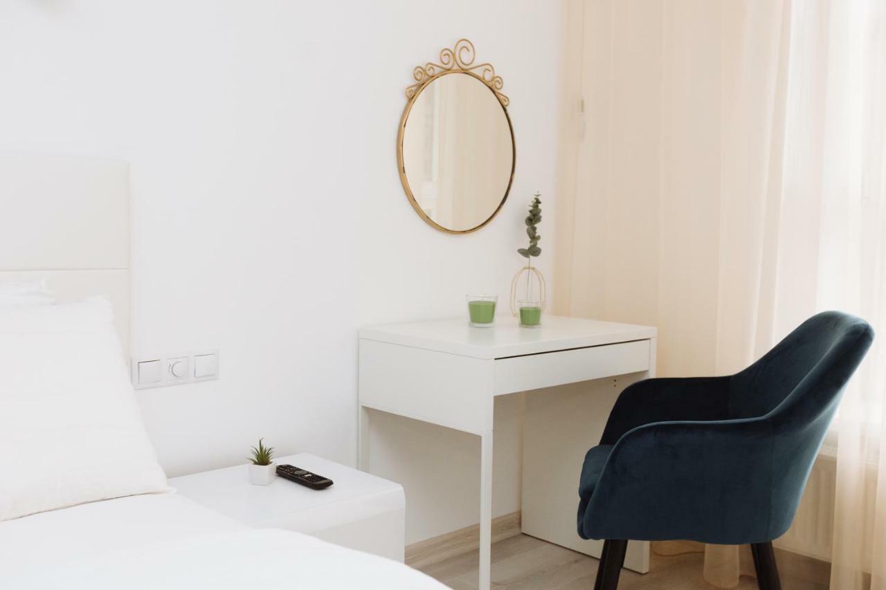 Luxury Terrace View Apartment! Λβιβ Εξωτερικό φωτογραφία