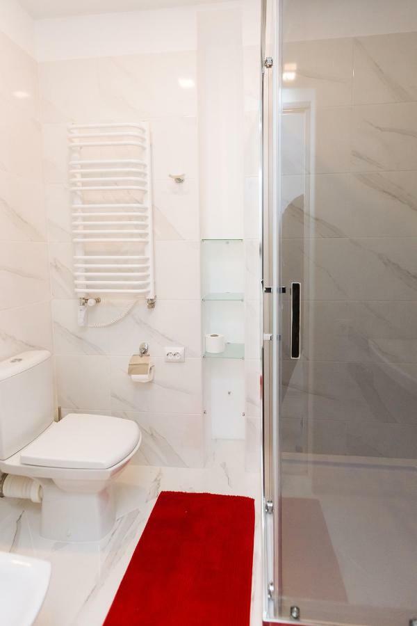 Luxury Terrace View Apartment! Λβιβ Εξωτερικό φωτογραφία